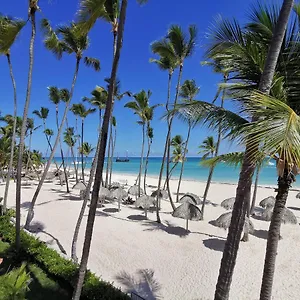 Beach Caribbean White Sand & Ocean Punta Cana